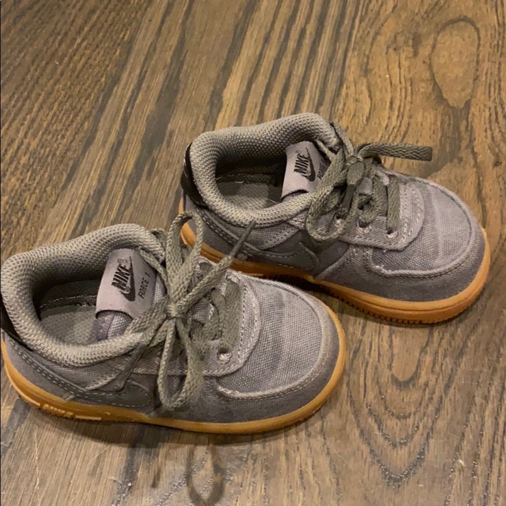 Nike toddler shoes